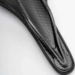Arione 00 Carbon Braided Saddle