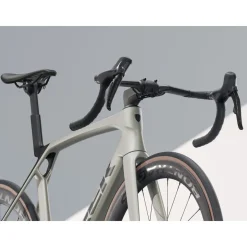 Madone SL 7 Gen 8 Road Bike
