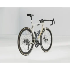 Madone SLR 7 Gen 8 Road Bike