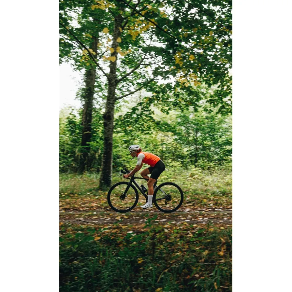 Roubaix SL8 Disc Road Bike 2025