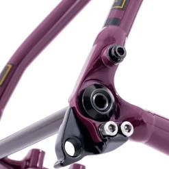 Tripster AT Frameset